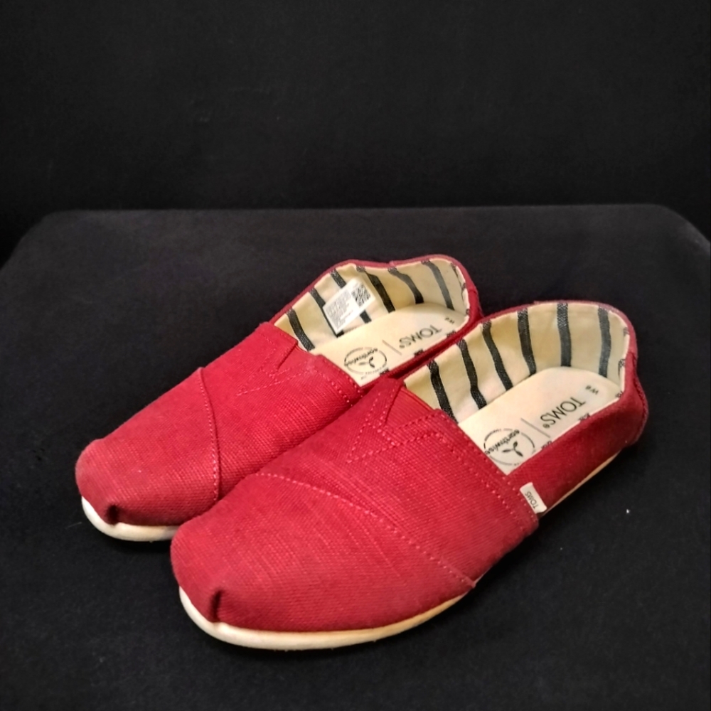 Women's Red Toms Alpargata Rose Heritage Canvasas (Size 6)